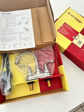 Derengge Two-Handle Bathroom Faucet Set in Chrome